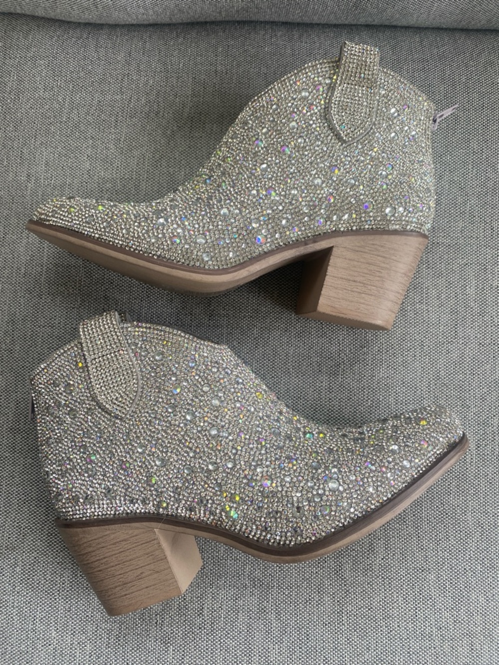 Pierre Dumas "Wilder-26" rhinestone embellished ankle booties 6 1/2 NEW NO BOX - Picture 4 of 11